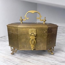 Caixa de bugigangas de latão vintage com pé tampa articulada com alça 7 1/4”X 10”X 8 1/4” comprar usado  Enviando para Brazil