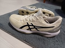 Asics cricket spikes for sale Asics cricket spikes for sale  LONDON