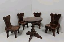 Usado, Mesa de madeira para casa de bonecas 1:12 miniatura redonda com 4 cadeiras conjunto pátinada usada vintage comprar usado  Enviando para Brazil
