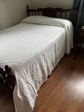 Vintage white bedspread for sale  Glens Fork