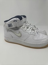 Nike air mid d'occasion  Expédié en Belgium