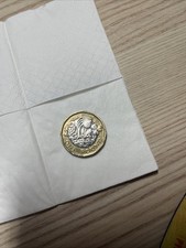 One pound 2017 usato  Sassari