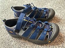 4 kid s sandals sz keen for sale  Rockaway Beach