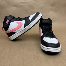 Nike girls court for sale  Scotts