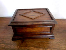 Ancien coffret boite d'occasion Ancien coffret boite d'occasion  Boulzicourt