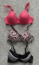 Padded bras 36b for sale  MITCHAM