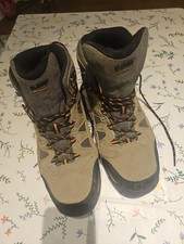 hi tec walking boots for sale hi tec walking boots for sale  GUNNISLAKE