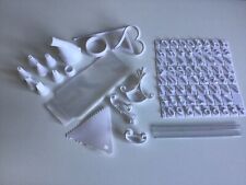 Cake decorating set for sale  CORSHAM