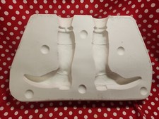 Porcelain molds 100 for sale  Madisonville