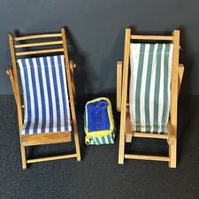 Lote de 3 cadeiras de praia de madeira listradas azul verde estilingue traseiro serve para Barbie e refrigerador comprar usado  Enviando para Brazil