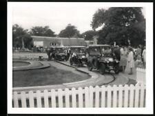 Fotografie Auto auf Schienenrundkurs, Seaside Fairground Motor-Ride Fahrgeschäf  comprar usado  Enviando para Brazil