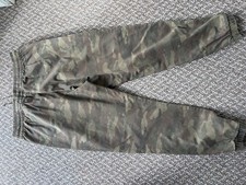 Camouflage combat trousers for sale Camouflage combat trousers for sale  BRADFORD