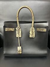 Yves saint laurent d'occasion  Expédié en Belgium