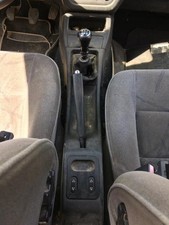Console central peugeot d'occasion  Lécousse