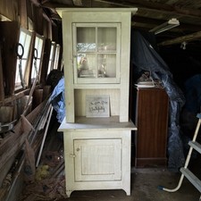 Cabinet for sale  Warren