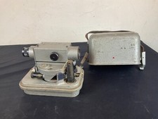 Ancien theodolite coffret d'occasion  Bourgoin-Jallieu