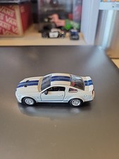 Shelby Collectibles 2007 Shelby Mustang GT500 branco 1:64 fundido. Solto comprar usado  Enviando para Brazil