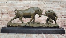 Finanzas Mercado Bronce Estatua Bull Y Oso Escultura por Milo O M Lopez Hogar comprar usado  Enviando para Brazil