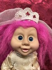 1992 Boneca Troll Russ Applause Vestido de Noiva Vintage Cabelo Rosa com Buquê comprar usado  Enviando para Brazil