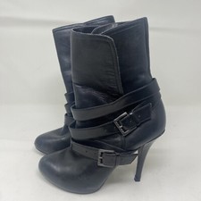 Guess boots women for sale  Chicago