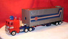 1982 transformer autobot d'occasion  Expédié en Belgium