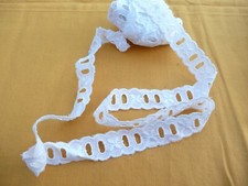 Dentelle vintage festonné d'occasion  Tarbes