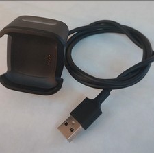 Caricabatterie fitbit versa usato Caricabatterie fitbit versa usato  Paderno Dugnano