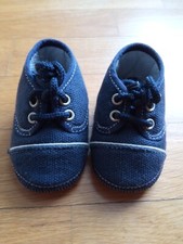 Scarpette neonato blu usato Scarpette neonato blu usato  Clusone