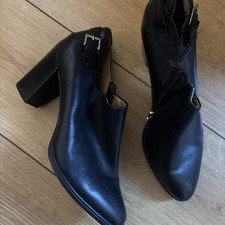 Clarks women shoes for sale  FAVERSHAM