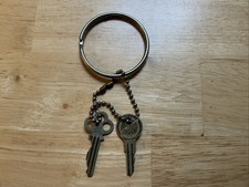 Chave Studebaker Vintage e Yale Key Patente Novembro de 1880; ES1005 comprar usado Chave Studebaker Vintage e Yale Key Patente Novembro de 1880; ES1005 comprar usado  Enviando para Brazil