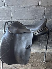 17.5 novus saddle for sale  CHESTER