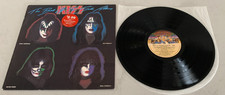 KISS - The Best Of The Solo Albums Vinil 12" LP Disco MUITO BOM++++ Estado comprar usado KISS - The Best Of The Solo Albums Vinil 12" LP Disco MUITO BOM++++ Estado comprar usado  Enviando para Brazil
