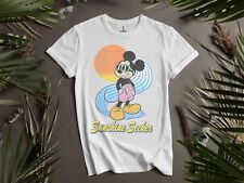 Camiseta unissex masculina feminina Disney Mickey Mouse Sunshine Seek K111 comprar usado  Enviando para Brazil