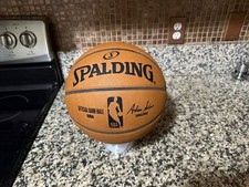 Bola de jogo Spalding NBA couro genuíno masculina basquete Miami Heat EQUIPE EMITIDA comprar usado  Enviando para Brazil