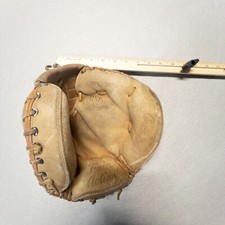 Wilson catcher mitt for sale  Kissimmee