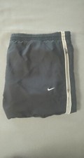 Pantaloni sportivi nike usato  Amelia
