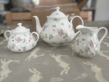 Wedgwood rosehip teapot for sale  MELTON MOWBRAY