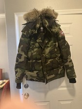 Canada goose men for sale  Mesa