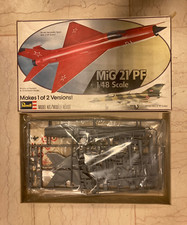 Revell kit modellismo usato  Cagliari