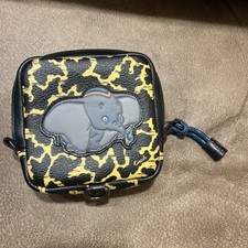 Bolsa de moedas híbrida Disney X Coach Dumbo NOVA comprar usado  Enviando para Brazil