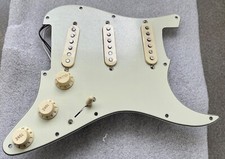 Fender Eric Johnson Strat PICKGUARD CARREGADO - Captadores EJ verde perfeito 3 camadas comprar usado  Enviando para Brazil