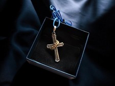 Pendente croce con usato  Lucca