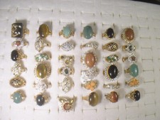 ##...36.. CRISTAIS DE PEDRAS PRECIOSAS SEMIPRECIOSAS ASSINADOS POR DESIGNER DE ANÉIS. LOTE..A10last, usado comprar usado  Enviando para Brazil