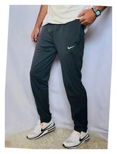 Pantalon trackpant nike d'occasion  Rivesaltes