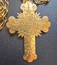 Pendentif massif croix d'occasion  Nancy-