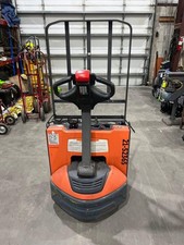 2021 toyota pallet for sale  Tampa