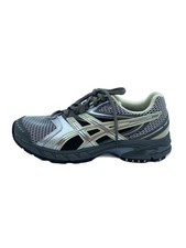 Asics low cut d'occasion  Expédié en Belgium