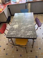 Ensemble table chaises d'occasion  Einville-au-Jard