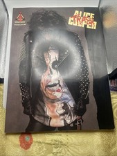 Livro de guias de guitarra Alice Cooper lixo raro comprar usado  Enviando para Brazil