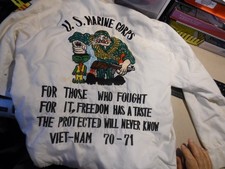 JAQUETA VINTAGE VIETNÃ LEMBRANÇA/TURNÊ 70-71 MARINHA Bordada PRECISA REAL LIMPEZA A SECO comprar usado JAQUETA VINTAGE VIETNÃ LEMBRANÇA/TURNÊ 70-71 MARINHA Bordada PRECISA REAL LIMPEZA A SECO comprar usado  Enviando para Brazil